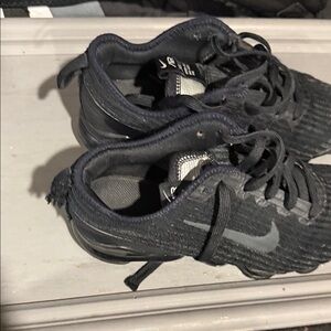 Nike Black and Dark Gray Knit Training Sneakers